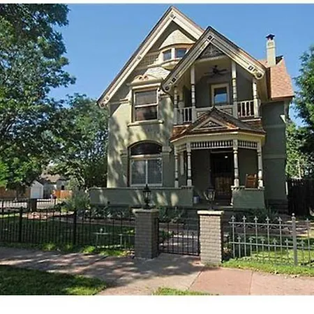 Queen Anne Victorian In The Heart Of Denver-3